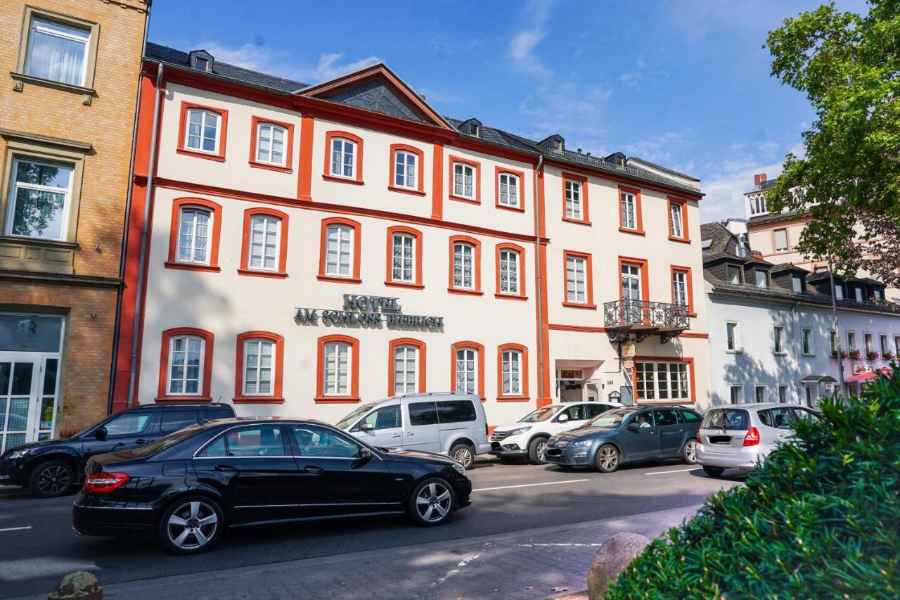 Hotel Am Schloss Biebrich วิสบาเดน ภายนอก รูปภาพ